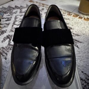 Zara Patent Leather Loaders with Velvet Bow. Size 8